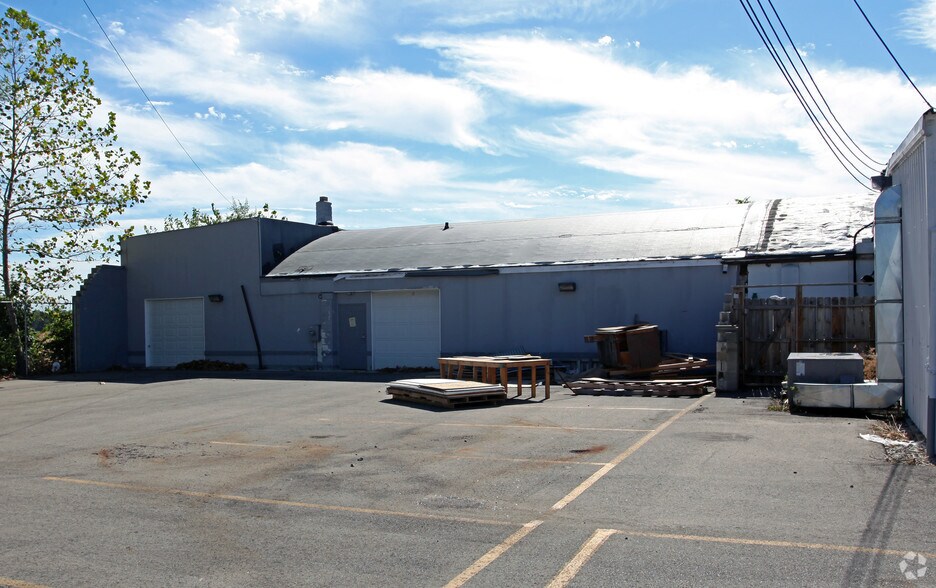 10971 Lower Valley Pike, Medway, OH à vendre - Photo du bâtiment - Image 2 de 4