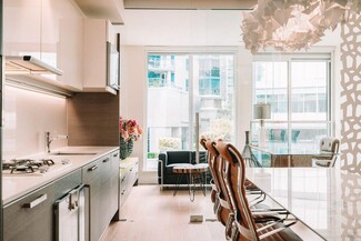 Plus de détails pour 1477 Pender St W, Vancouver, BC - Bureau/Médical à louer