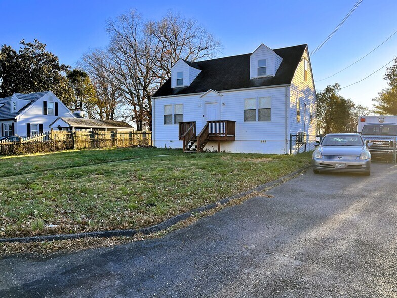2505 Larry Ave, Fort Washington, MD à vendre - Photo du bâtiment - Image 2 de 3