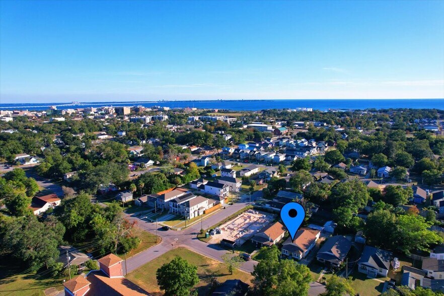1007 W Wright St, Pensacola, FL à vendre - Photo du bâtiment - Image 3 de 57