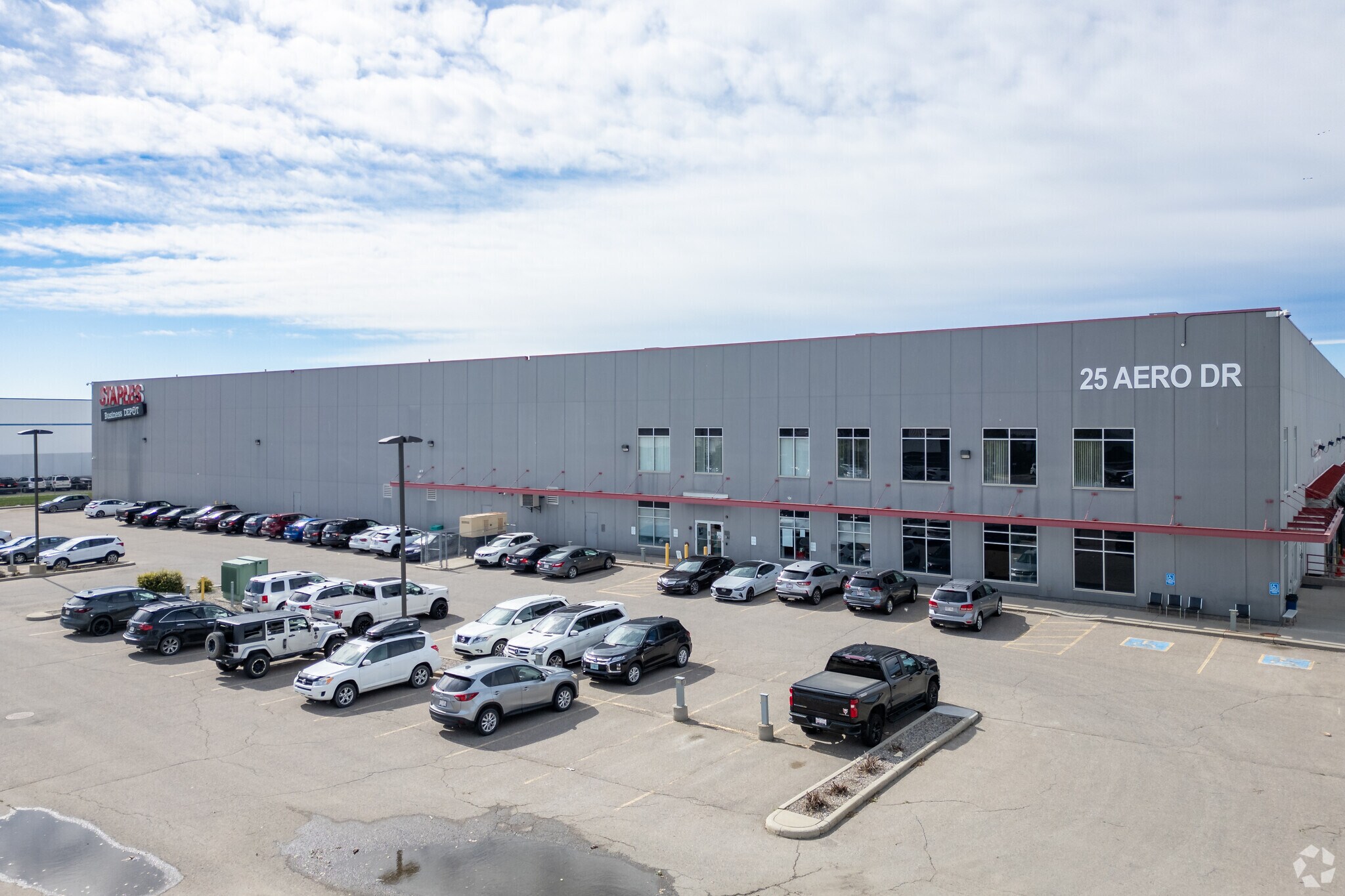 25 Aero Dr NE, Calgary, AB for sale Primary Photo- Image 1 of 4