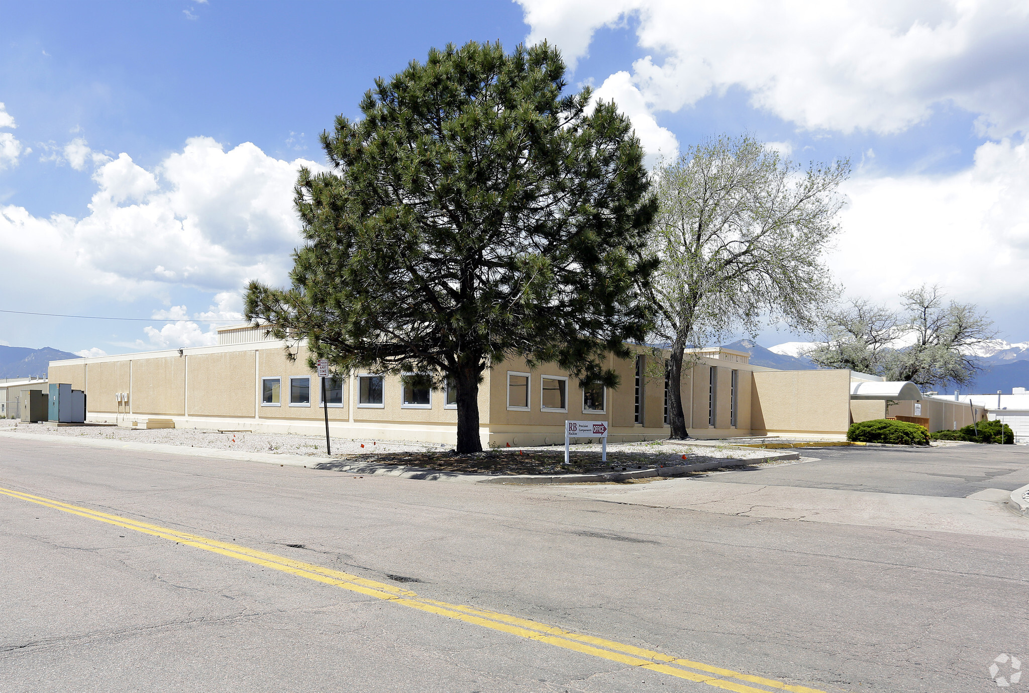 425 E Fillmore St, Colorado Springs, CO for sale Primary Photo- Image 1 of 19