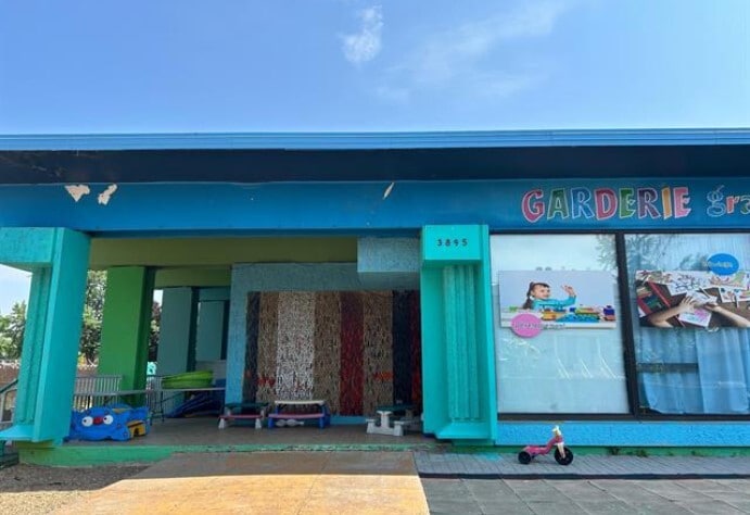 3895-3897 Grande Allée, Longueuil, QC for sale Primary Photo- Image 1 of 1