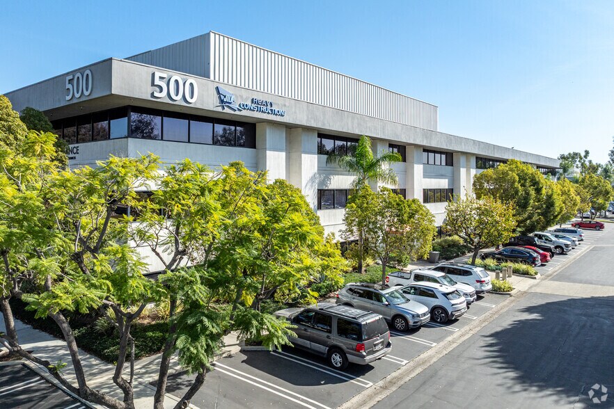 500 S Kraemer Blvd, Brea, CA à louer - Photo du bâtiment - Image 2 de 12