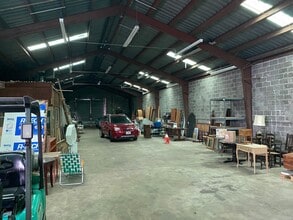 5725 Manchester Ave, Saint Louis, MO for sale Interior Photo- Image 2 of 3