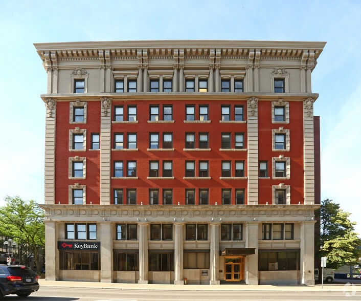 100 S Main St, Ann Arbor, MI for lease - Building Photo - Image 2 of 14