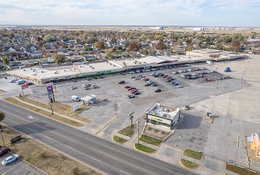2900-2962 SW 59th St, Oklahoma City, OK for lease - Primary Photo - Image 2 of 26