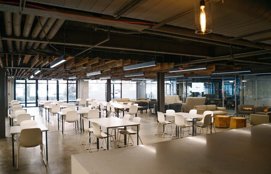 1300 South Blvd, Charlotte, NC à louer - Photo intérieure - Image 3 de 5