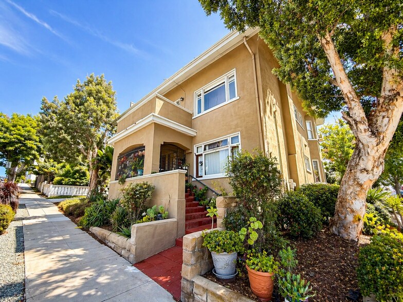 2201 E St, San Diego, CA à vendre - Photo du bâtiment - Image 3 de 20