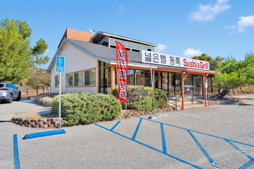 13910 State Hwy 138, Hesperia, CA for sale - Building Photo - Image 2 of 20