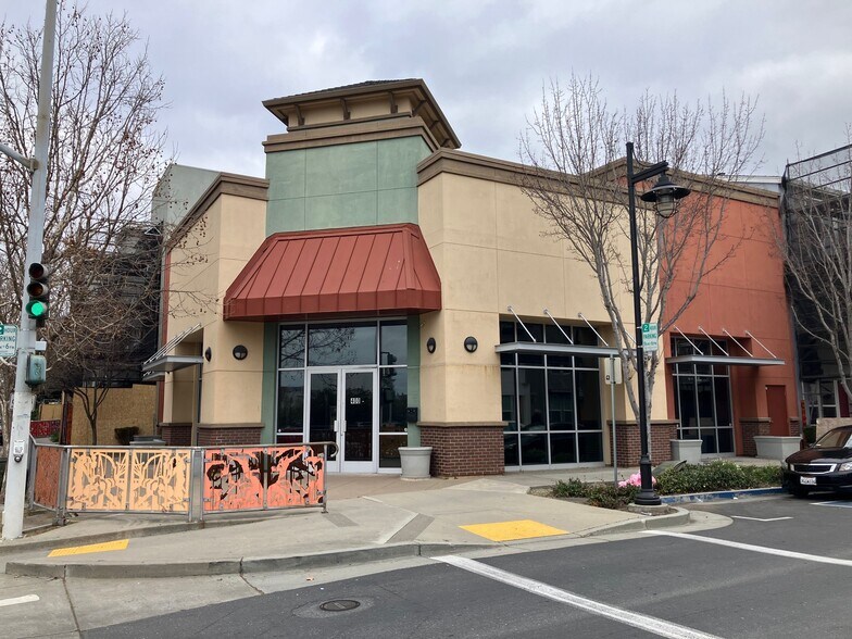 400 Marina Way, Richmond, CA à louer - Photo du bâtiment - Image 1 de 5