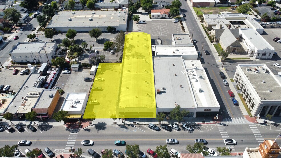 847 E Main St, Santa Paula, CA à vendre - Photo du bâtiment - Image 2 de 13