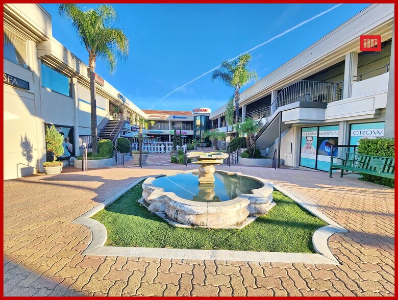 17157-17253 Ventura Blvd, Encino, CA à louer - Photo du bâtiment - Image 3 de 11