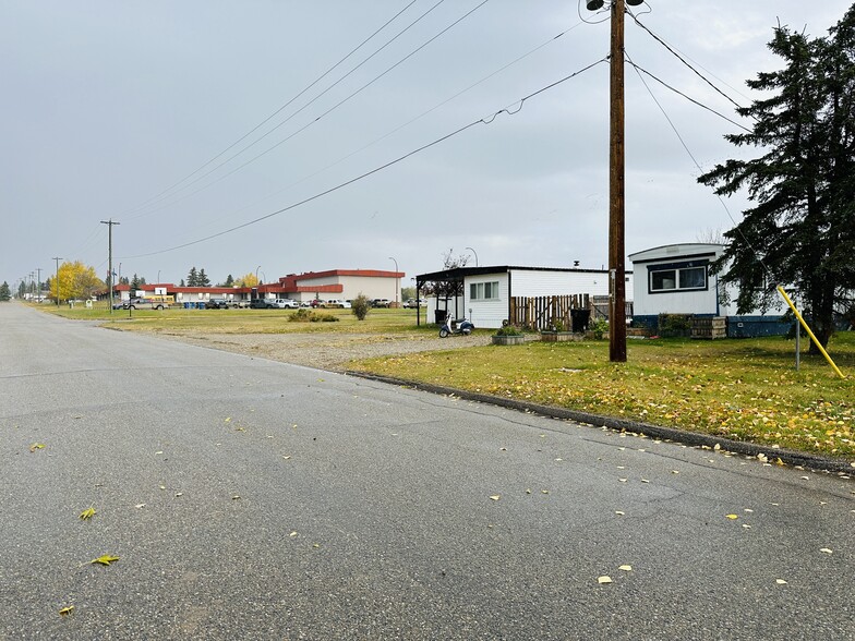 10515 103 Av, Fairview, AB à vendre - Photo du bâtiment - Image 2 de 7