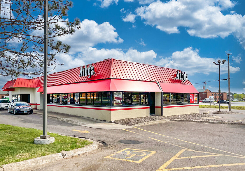 704 Highway 33 S, Cloquet, MN for sale - Building Photo - Image 1 of 1