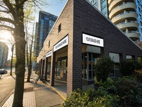 1351-1361 Burrard St, Vancouver, BC à louer Photo du bâtiment- Image 1 de 5