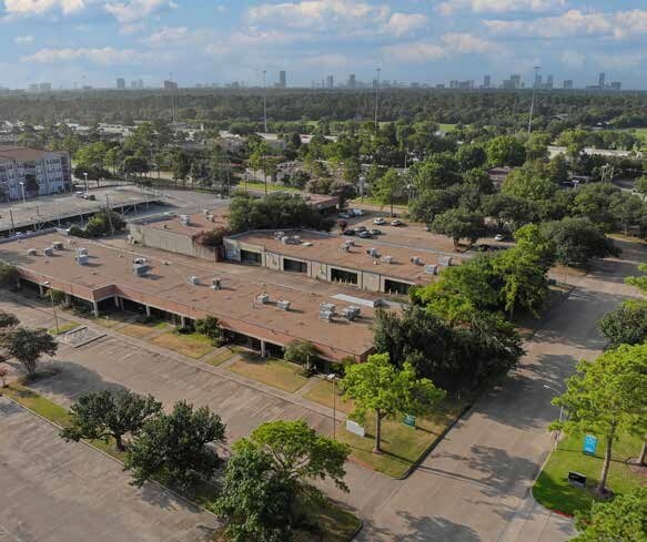 6950 Portwest Dr, Houston, TX à louer - Photo du bâtiment - Image 1 de 4