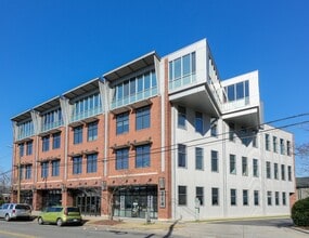 214 W Tremont Ave, Charlotte, NC for lease Interior Photo- Image 1 of 5