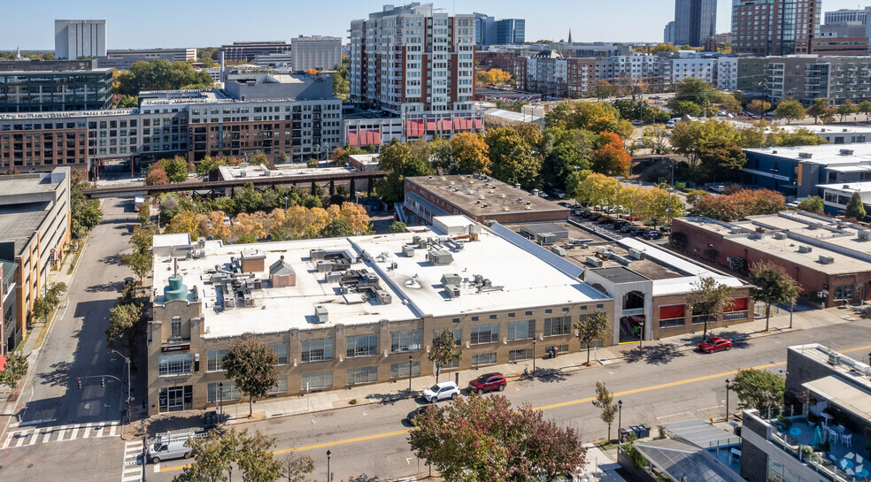 404 Glenwood Ave, Raleigh, NC à louer - Photo principale - Image 1 de 12