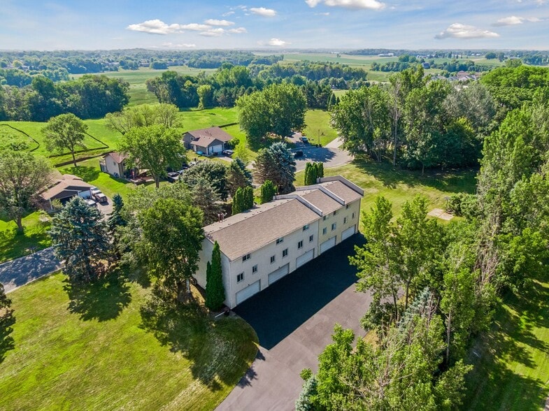417 Hunter Dr, Watertown, MN à vendre - Aérien - Image 3 de 11