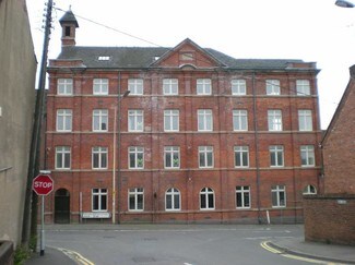 Plus de détails pour High St, Stoke On Trent - Commerce de détail à louer