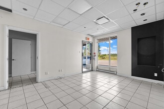3260 Av Watt, Québec, QC for lease Interior Photo- Image 1 of 6