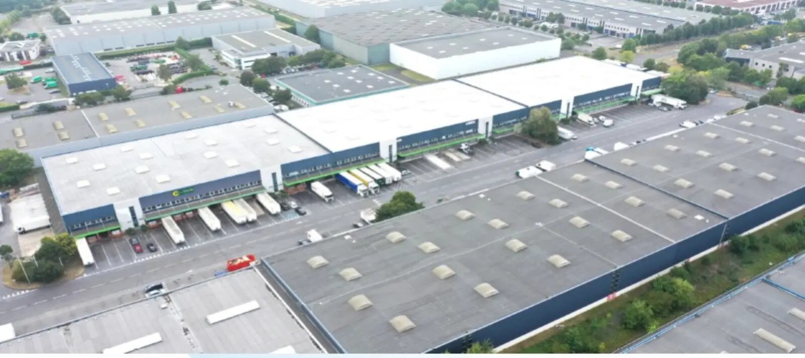 Industrial in SAINT-OUEN-L'AUMONE for lease Building Photo- Image 1 of 5