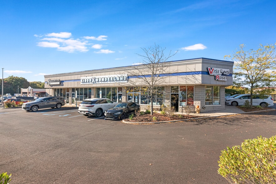 639 Veterans Rd W, Staten Island, NY for sale - Building Photo - Image 2 of 12