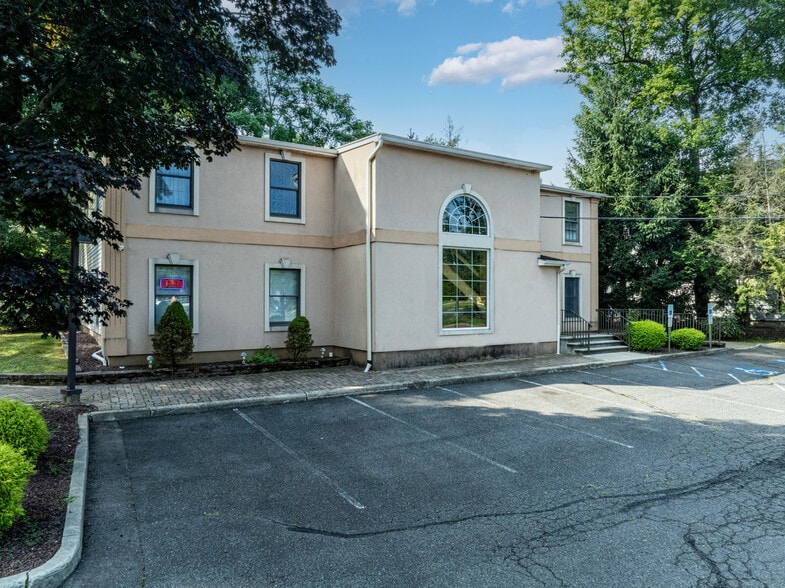 1562 Route 130, North Brunswick, NJ for sale - Building Photo - Image 3 of 8