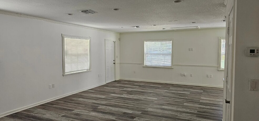 4107 26th St W, Bradenton, FL à louer - Photo du bâtiment - Image 3 de 4