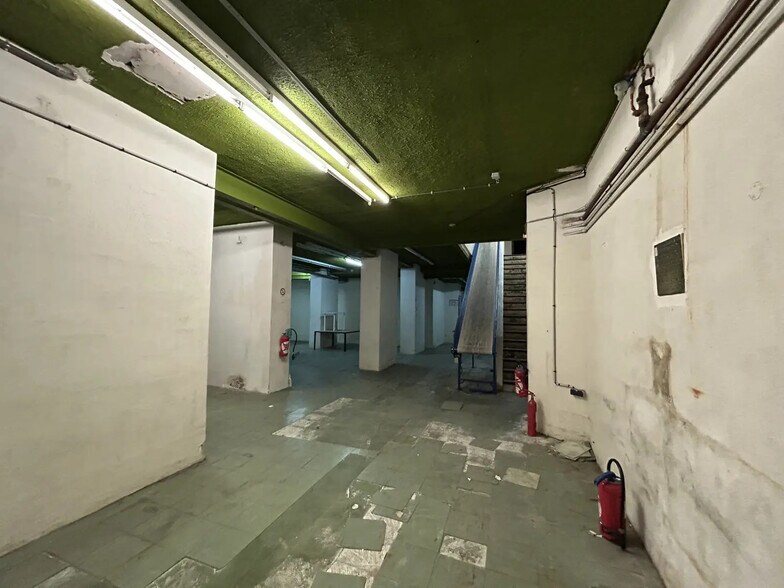 Commerce de détail dans Paris à louer - Photo intérieure - Image 3 de 5