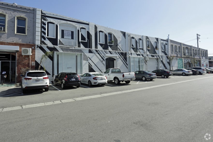 1101-1135 E 5th St, Los Angeles, CA for sale - Building Photo - Image 2 of 5