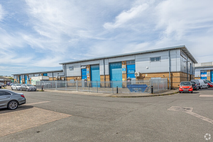 90 Anchor And Hope Ln, London for lease - Building Photo - Image 3 of 4