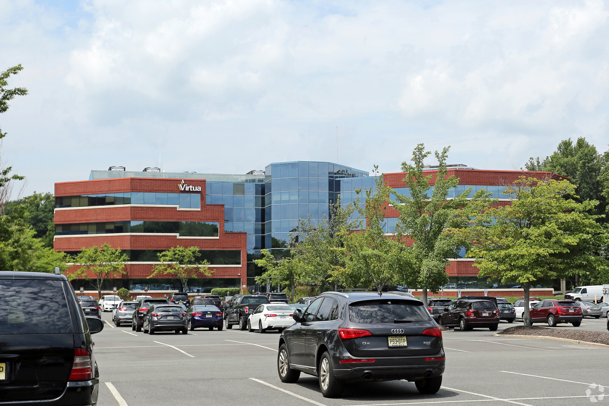 301 Lippincott Dr, Marlton, NJ for lease Building Photo- Image 1 of 6