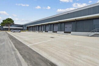 Plus de détails pour 60 Rue Robert Moinon, Goussainville - Industriel à louer