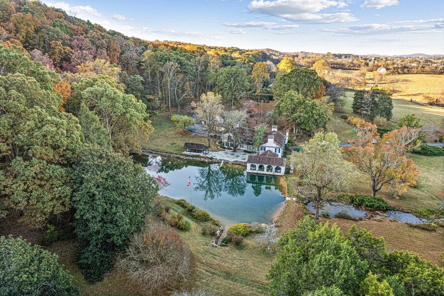 4710 N Lee Hwy, Cleveland, TN à vendre - Photo du bâtiment - Image 2 de 51