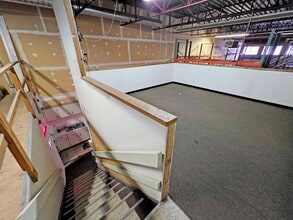 7618-7648 Winston St, Burnaby, BC for lease Interior Photo- Image 2 of 6