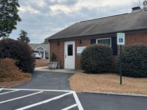 110 Turner St, Southern Pines, NC for lease Interior Photo- Image 2 of 13