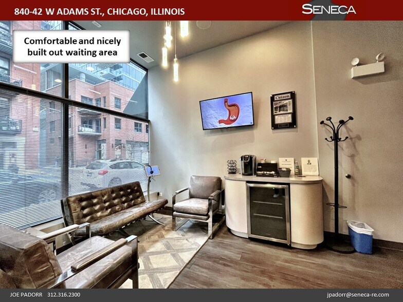 832-842 W Adams St, Chicago, IL à louer - Photo du bâtiment - Image 2 de 25