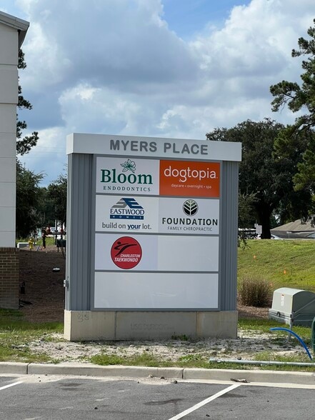 617 Myers Rd, Summerville, SC for lease - Building Photo - Image 2 of 9