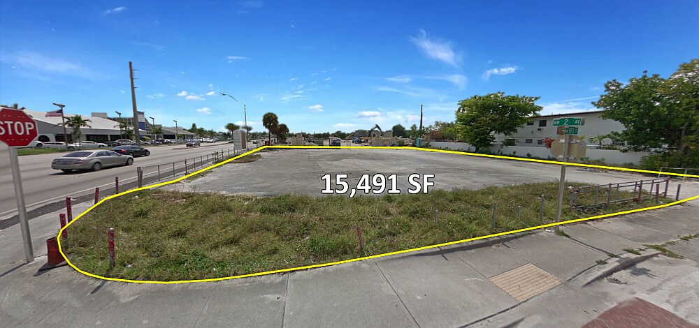 19250 NW 2nd Ave, Miami, FL for sale Primary Photo- Image 1 of 12