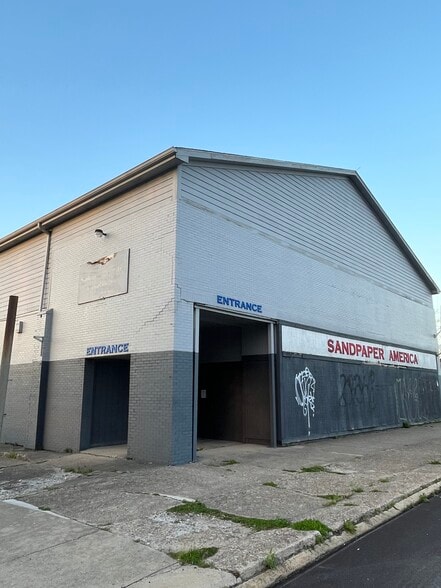 1728 E New York St, Indianapolis, IN for lease - Building Photo - Image 3 of 12