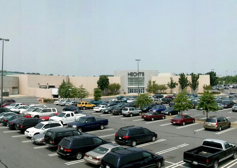 8290 Sudley Rd, Manassas, VA for sale - Building Photo - Image 3 of 3