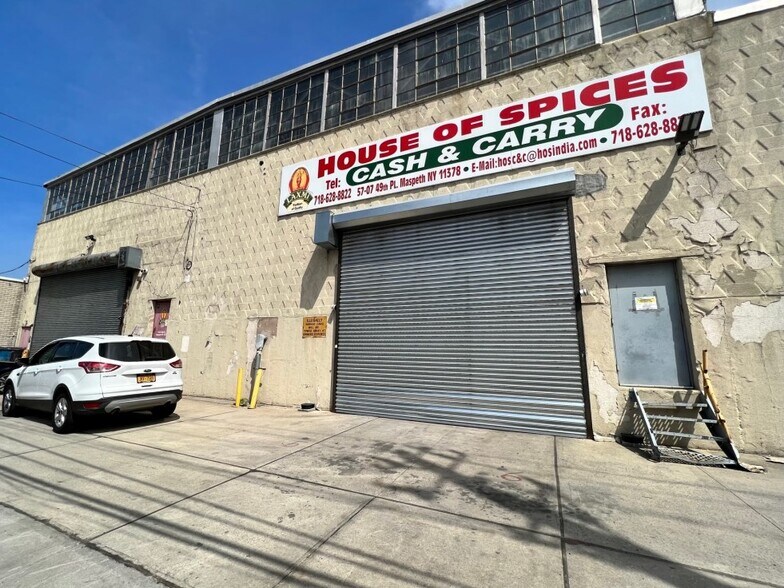 5707 49th Pl, Flushing, NY for lease - Building Photo - Image 1 of 6