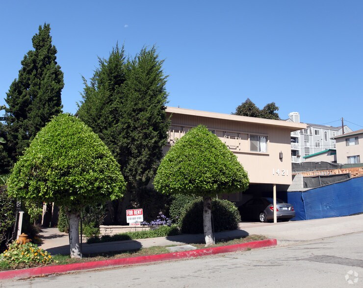 1421 Barry Ave, Los Angeles, CA à vendre - Photo du bâtiment - Image 2 de 3