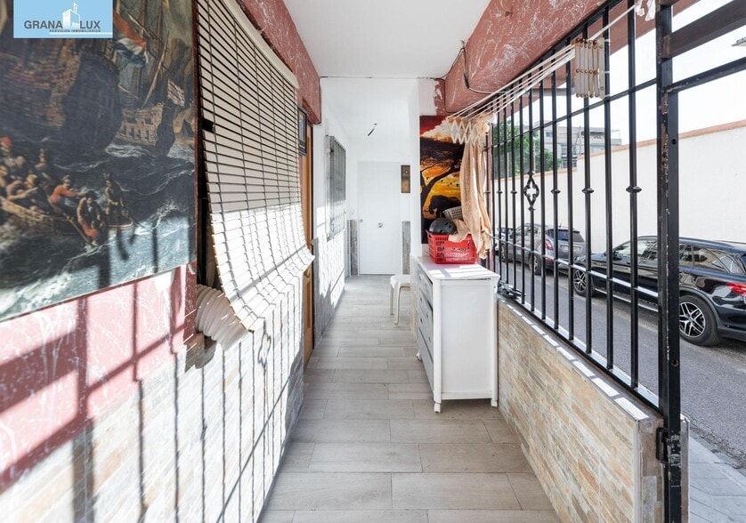 del Arzobispo Guerrero, 21, Granada, Granada for sale - Building Photo - Image 2 of 23