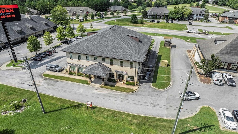 151 Narrows Pky, Birmingham, AL for lease - Building Photo - Image 2 of 15