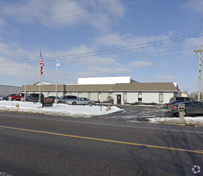 400 McCormick Dr, Lapeer, MI for lease - Building Photo - Image 1 of 6