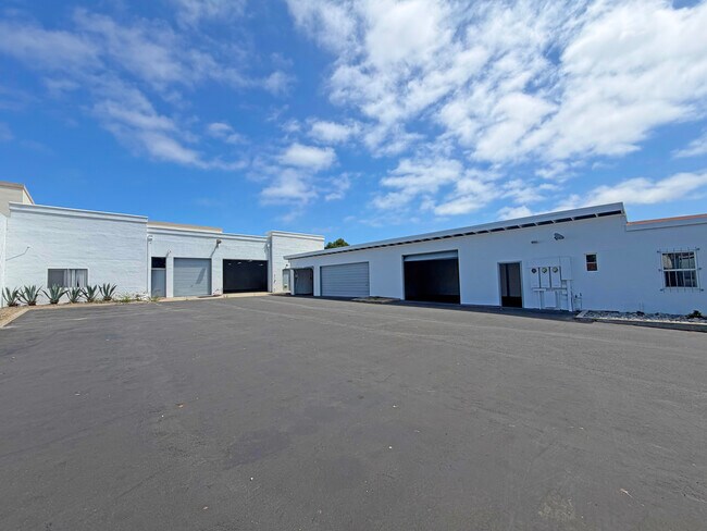 Plus de détails pour 820 E Ortega St, Santa Barbara, CA - Industriel à louer