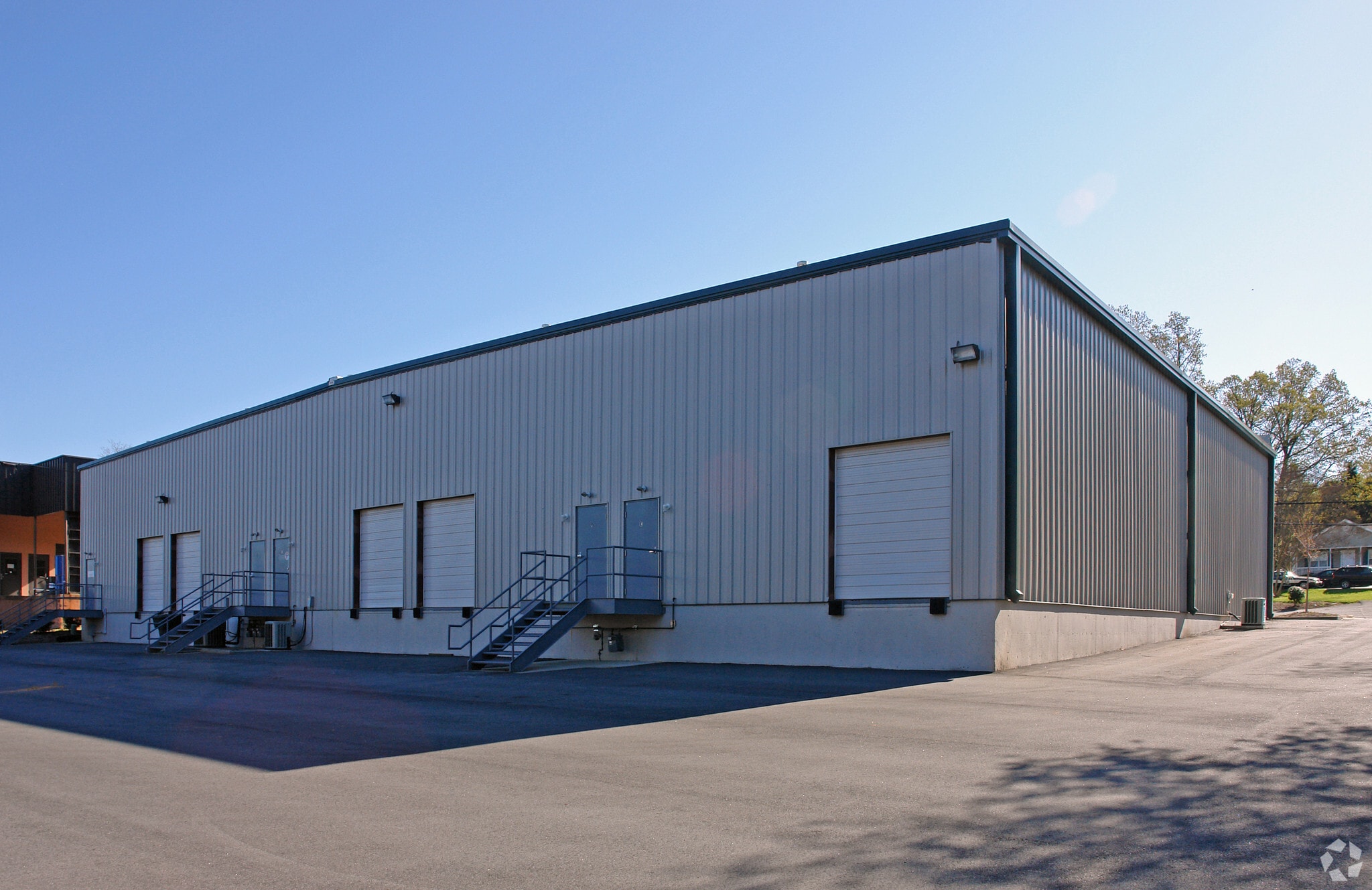 1904 Fairfax Rd, Greensboro, NC for lease Primary Photo- Image 1 of 14